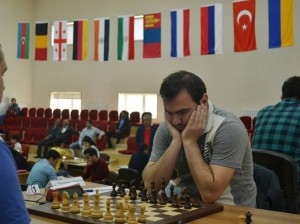 Азербайджанский гроссмейстер лидирует после четырех туров «Nakhchivan Open - 2016»