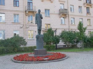 Памятник Габдулле Тукаю в Санкт-Петербурге